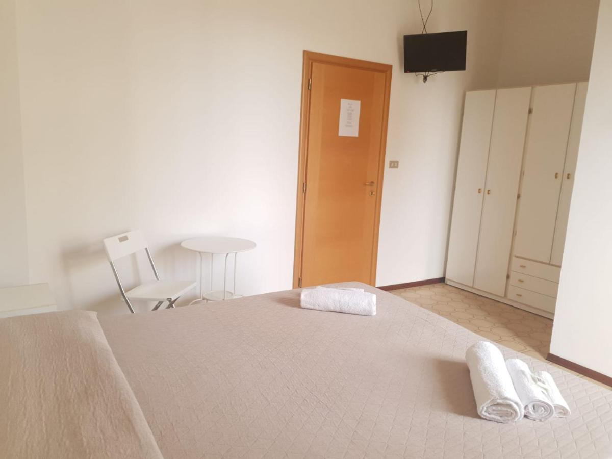 Hotel Magriv Rimini Eksteriør bilde