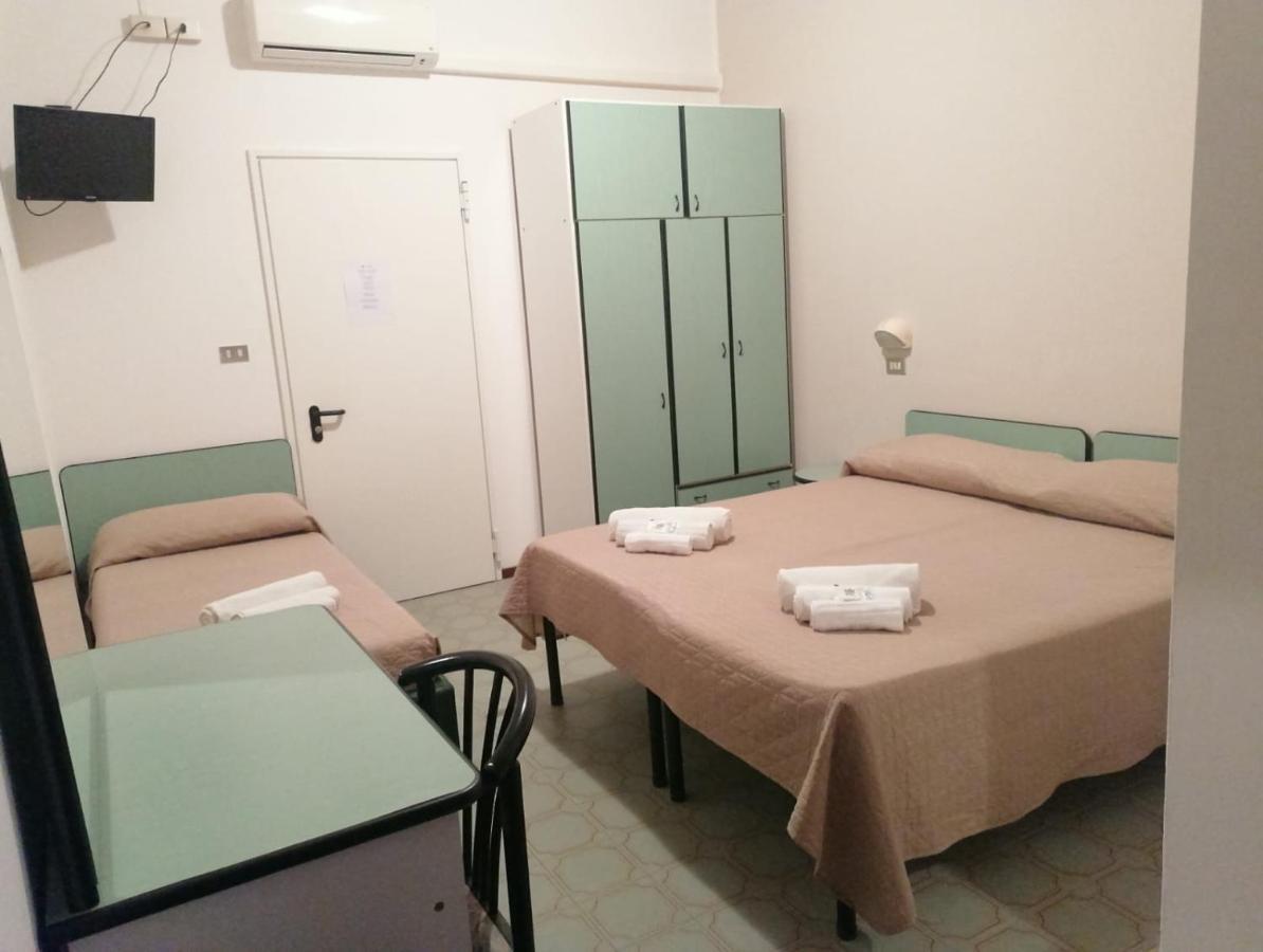Hotel Magriv Rimini Eksteriør bilde