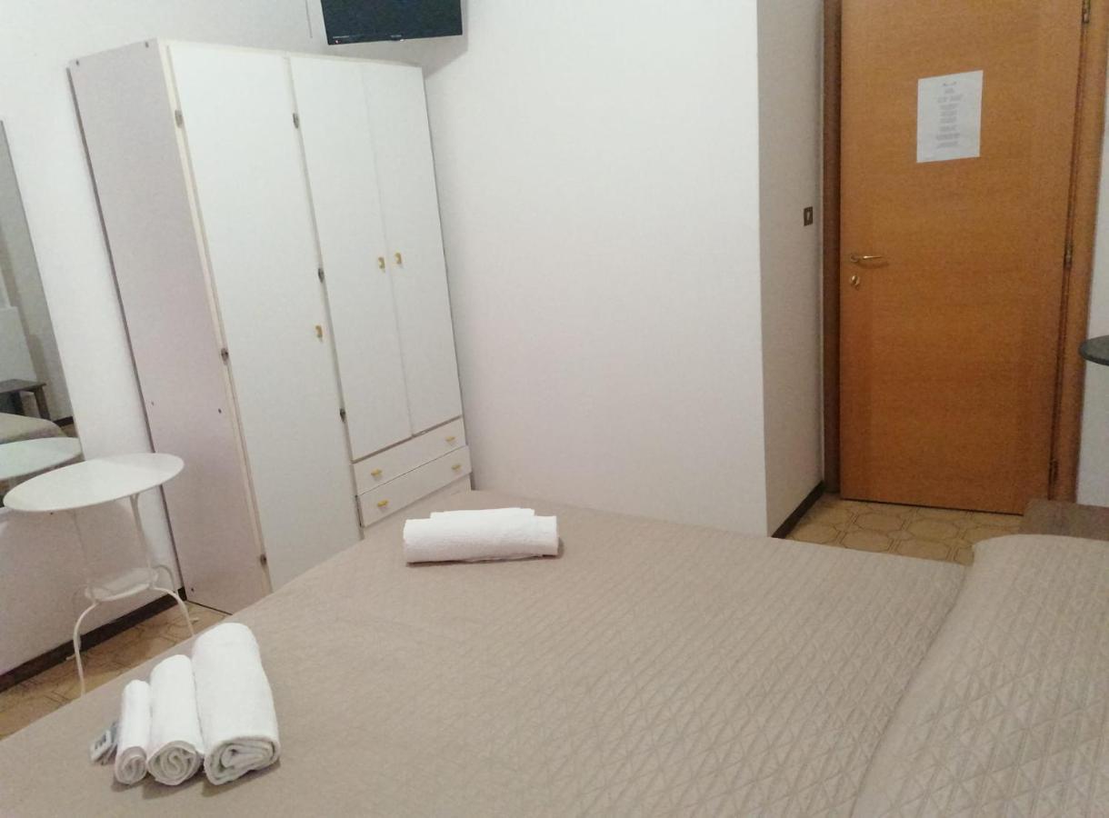 Hotel Magriv Rimini Eksteriør bilde