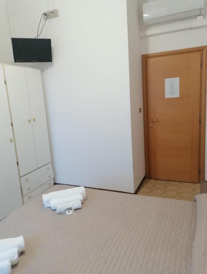 Hotel Magriv Rimini Eksteriør bilde