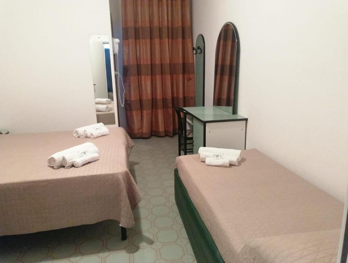 Hotel Magriv Rimini Eksteriør bilde