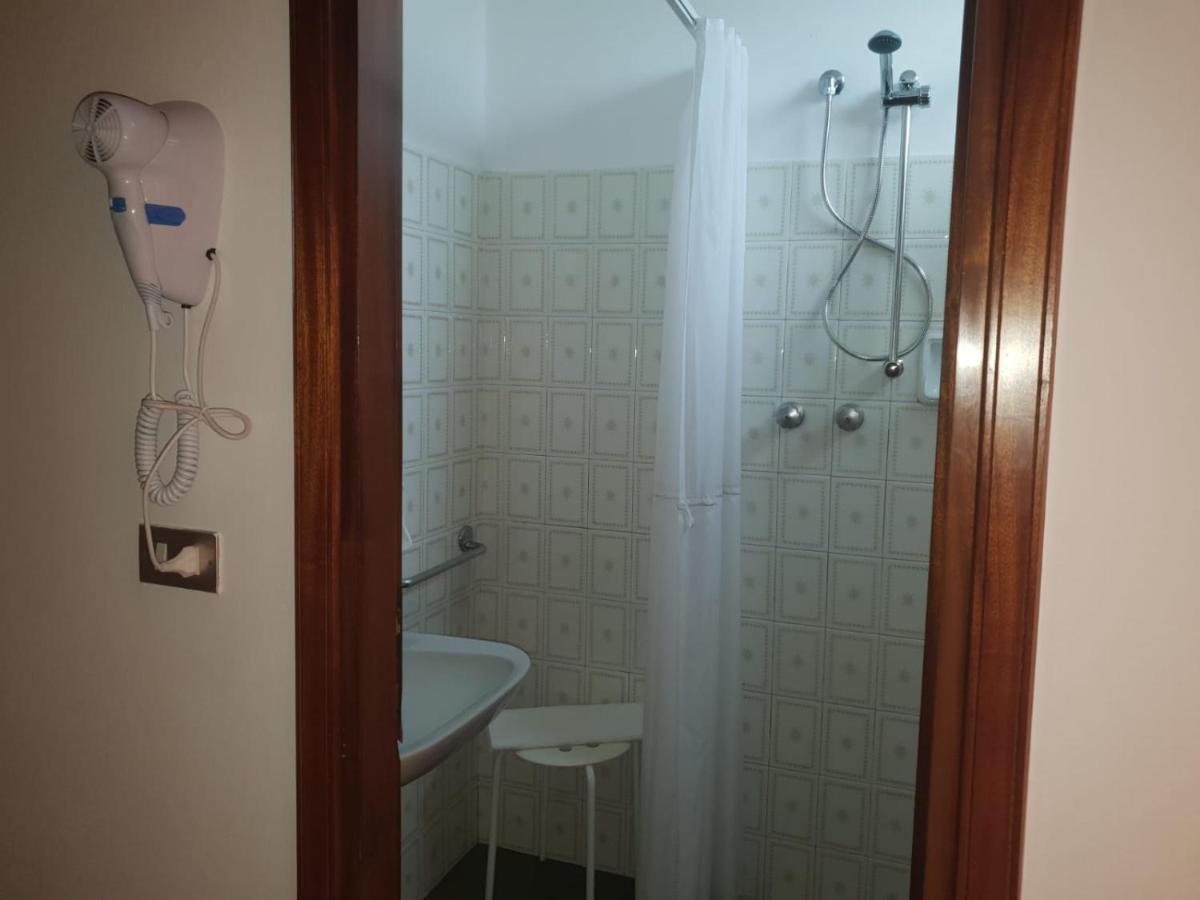 Hotel Magriv Rimini Eksteriør bilde