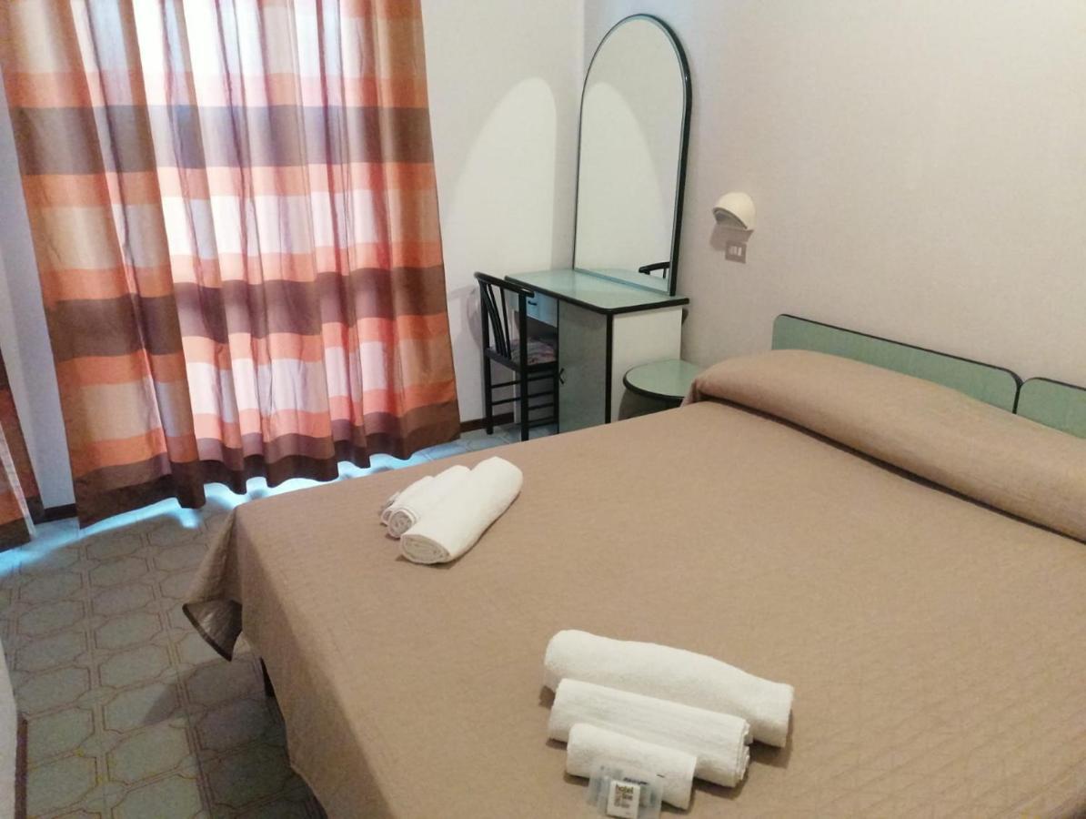 Hotel Magriv Rimini Eksteriør bilde