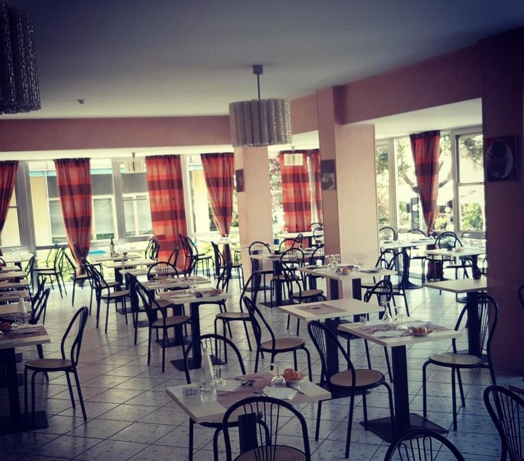 Hotel Magriv Rimini Eksteriør bilde